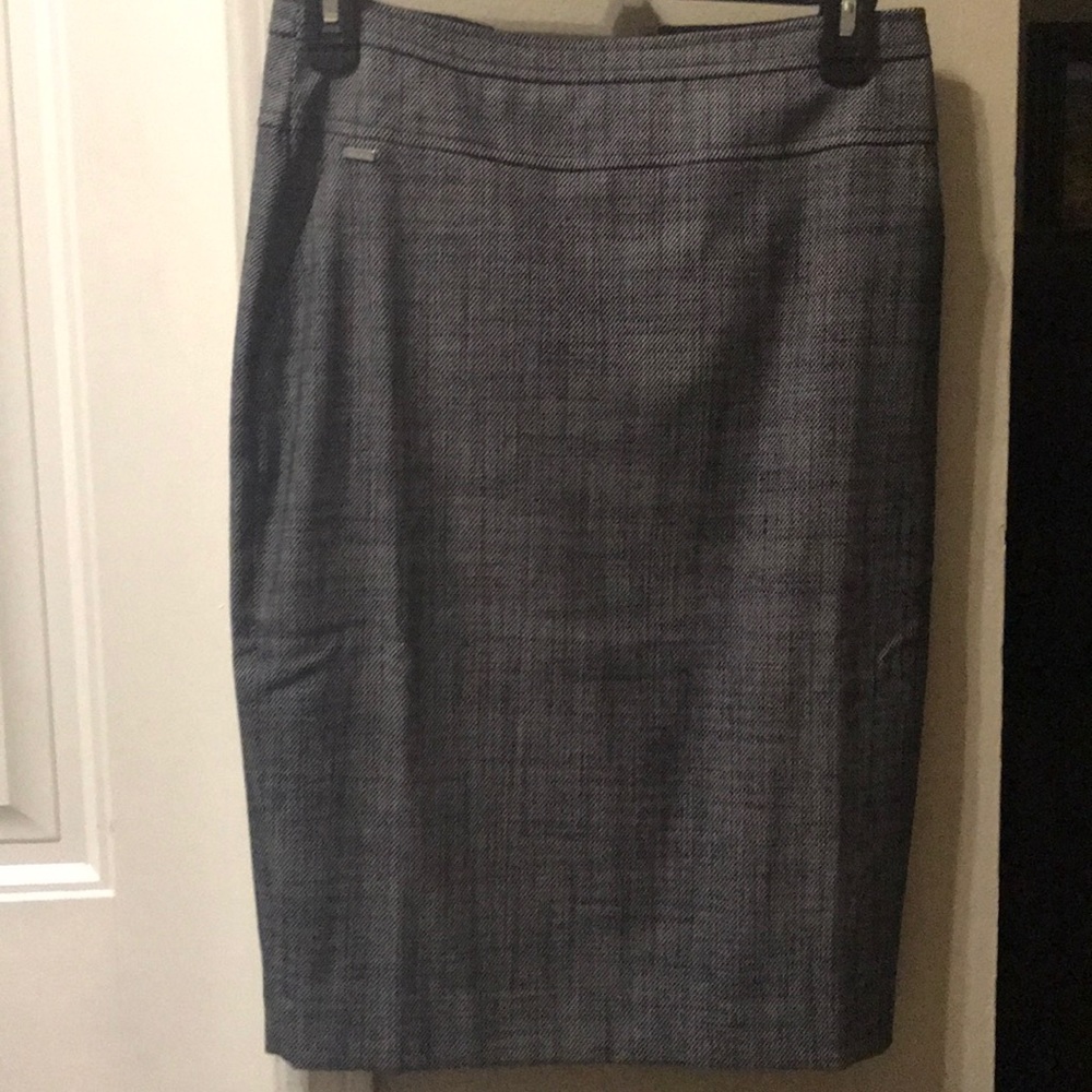White House black market pencil skirt